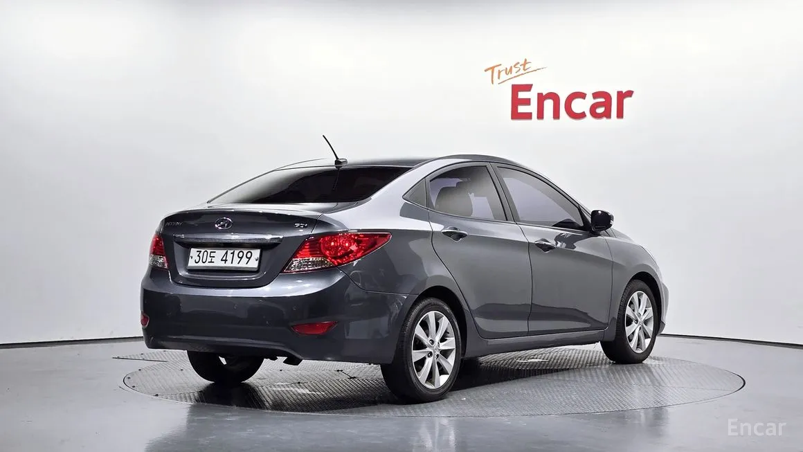 Hyundai Accent