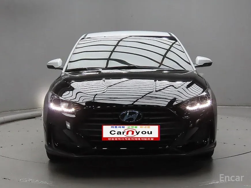 Hyundai Veloster