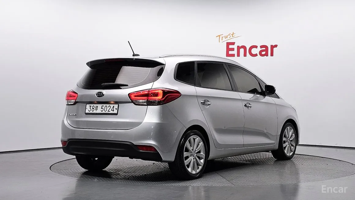 Kia Carens