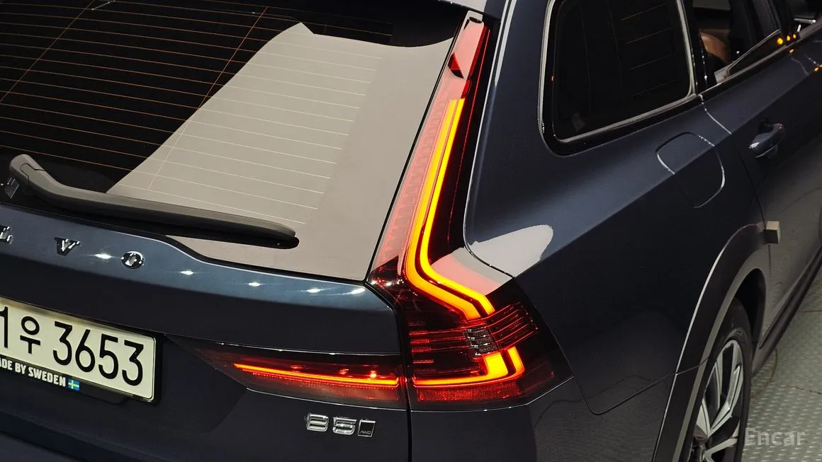 Volvo V90