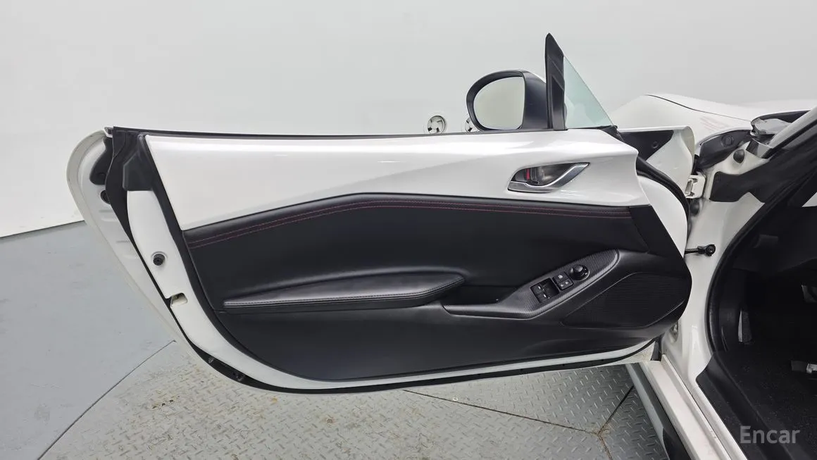 Mazda MX-5 Miata