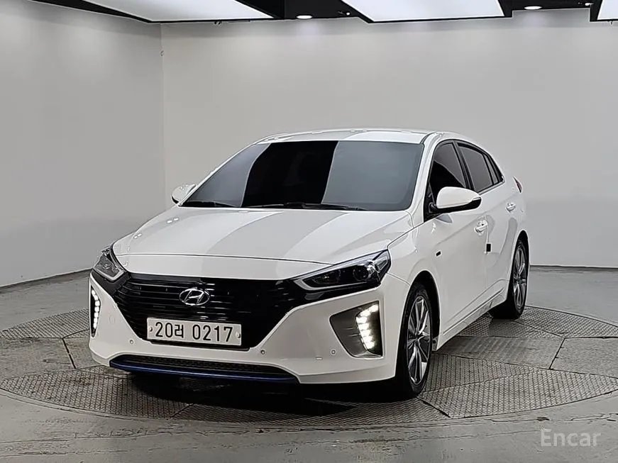 Hyundai Ioniq