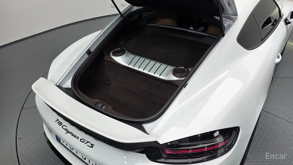 Porsche 718