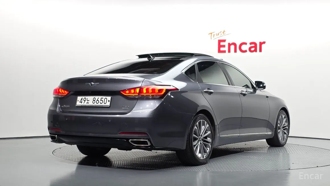Hyundai Genesis