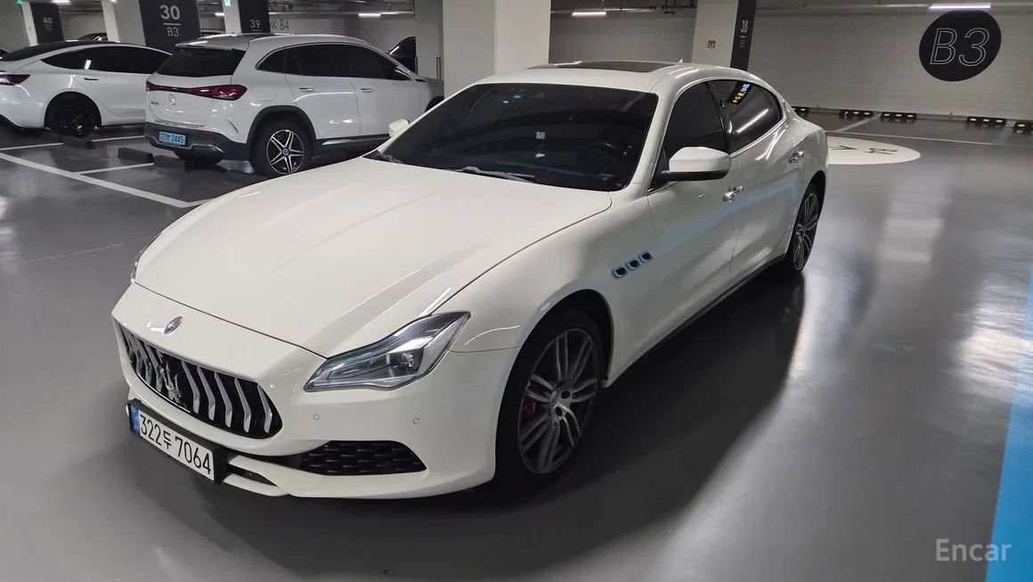 Maserati Quattroporte