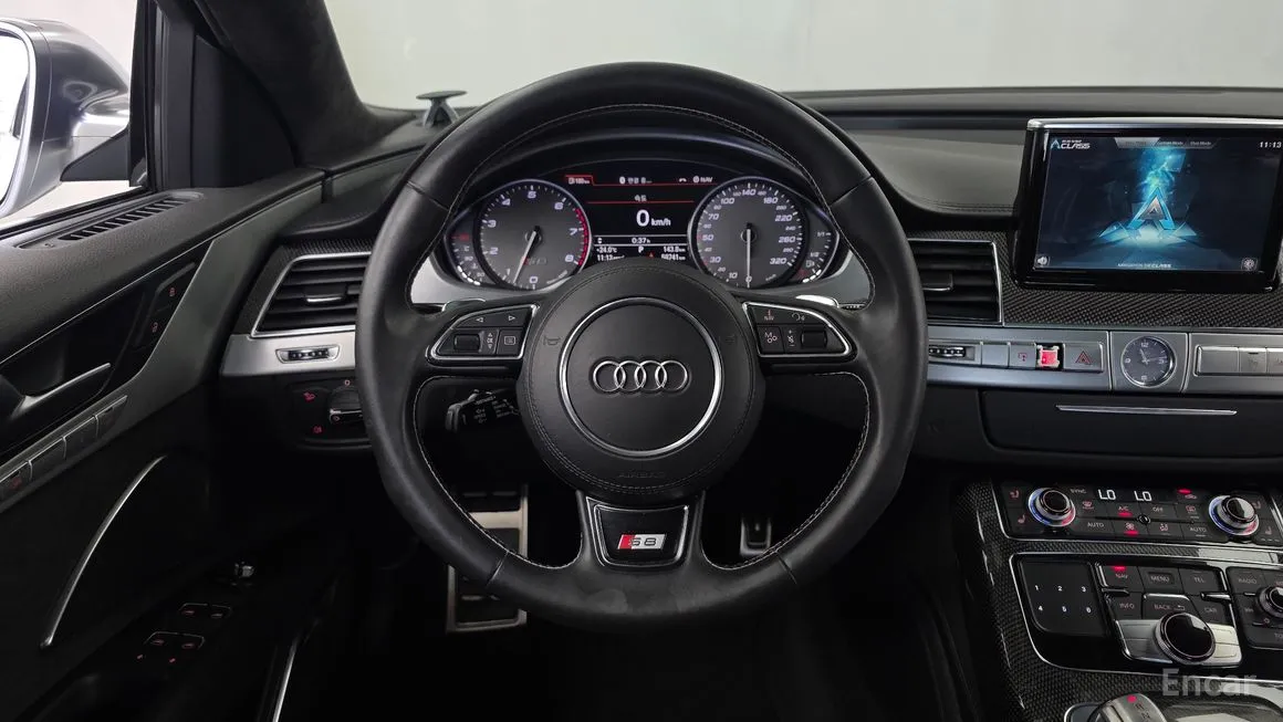 Audi S8