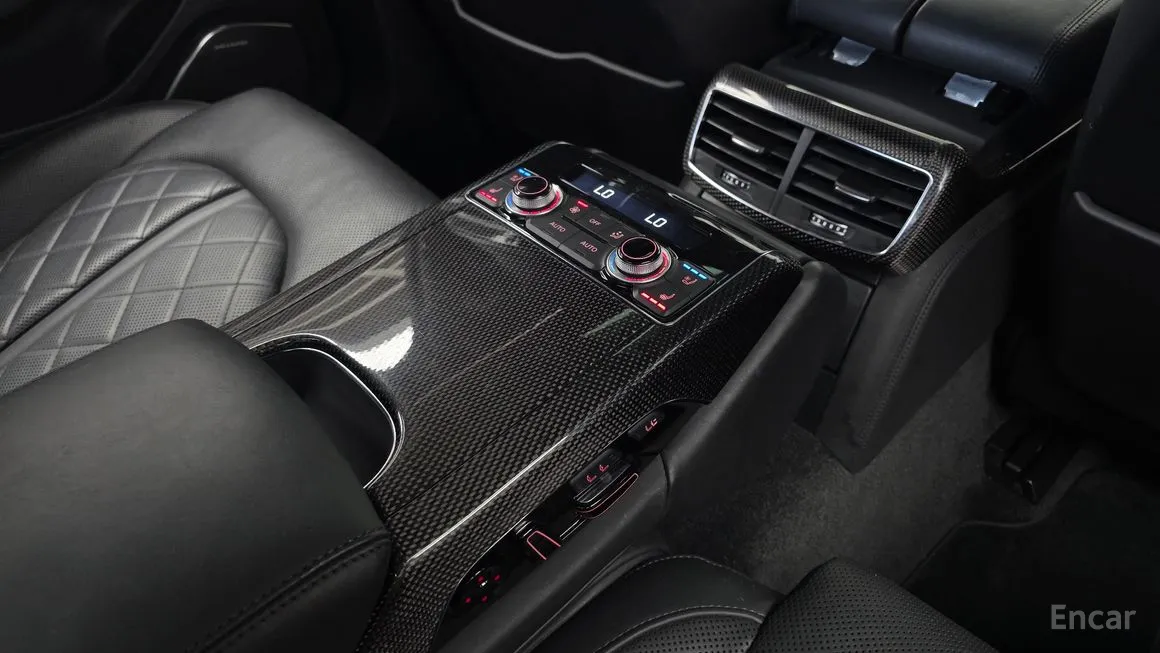 Audi S8