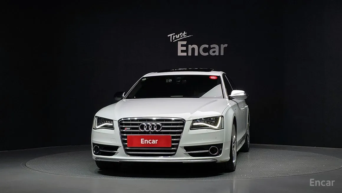Audi S8