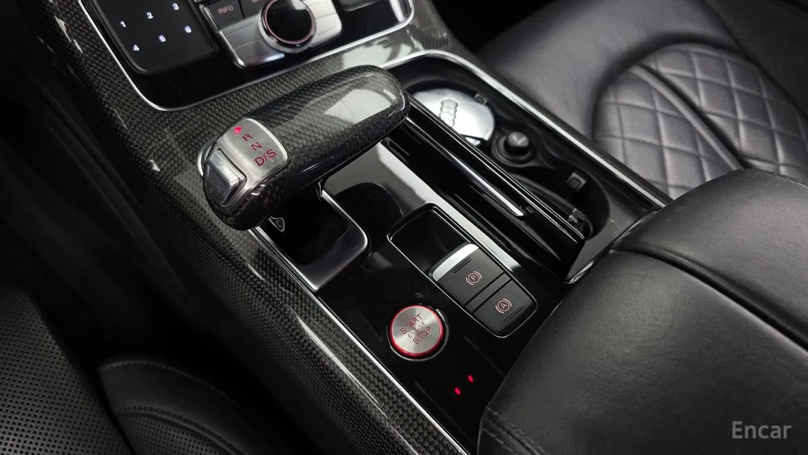 Audi S8