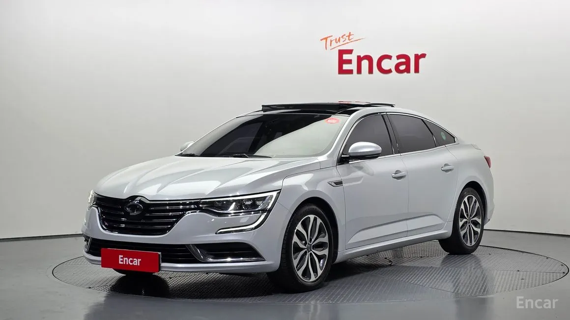 Renault SM6