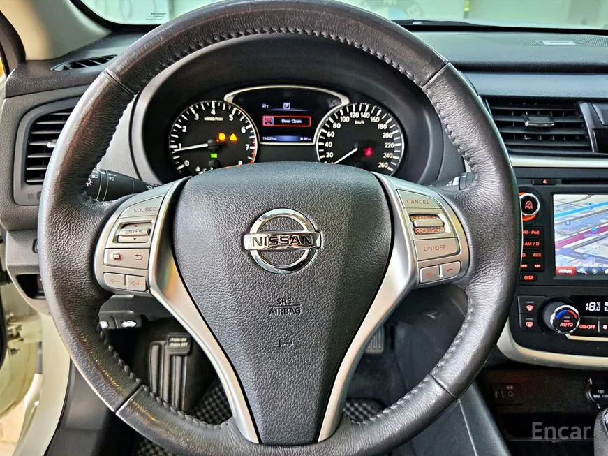 Nissan Altima