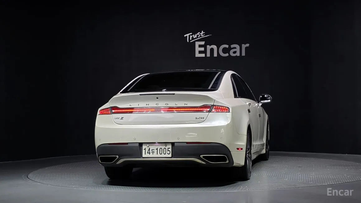 Lincoln MKZ