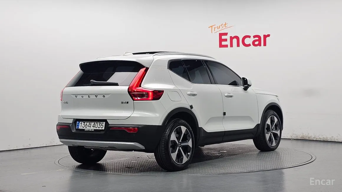 Volvo XC40