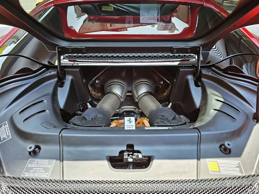 Ferrari 296