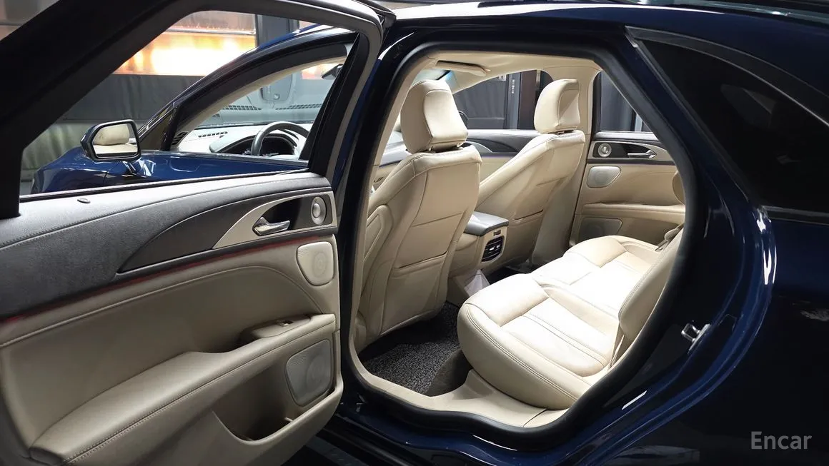Lincoln MKZ