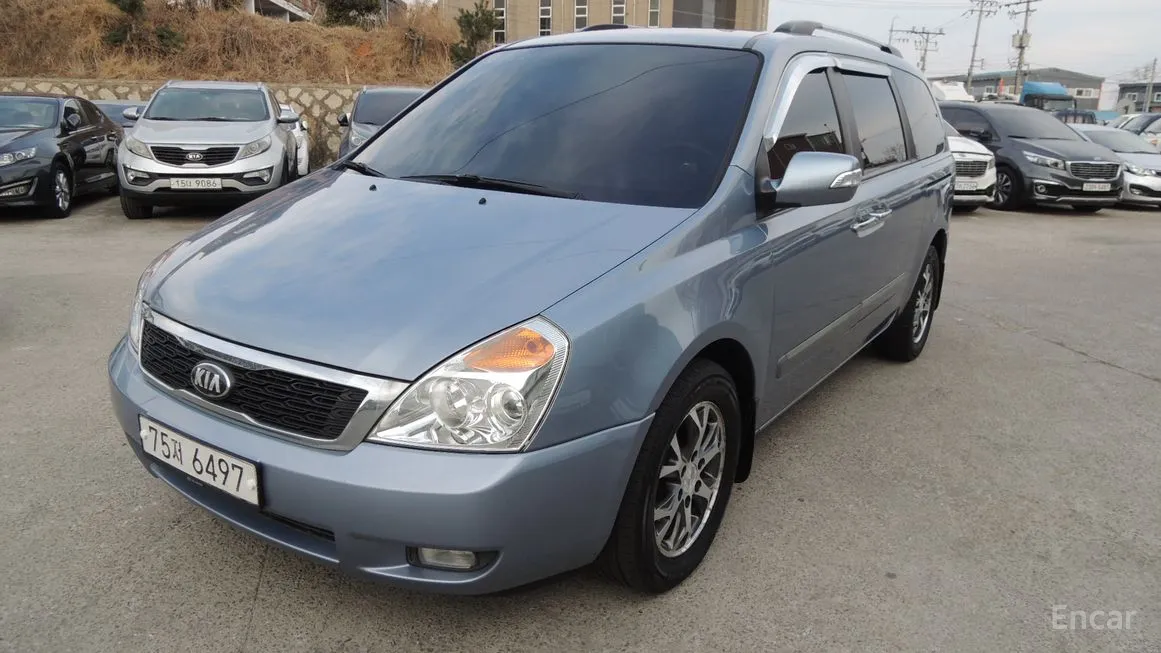 Kia Carnival