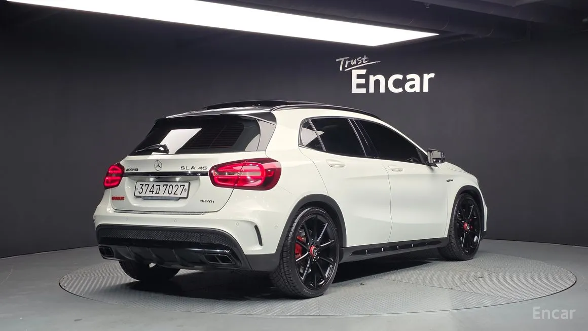 Mercedes-Benz GLA-Class