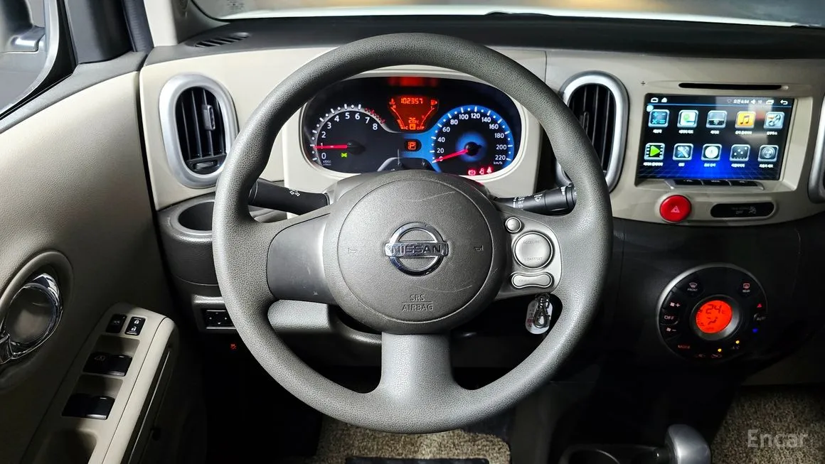 Nissan Cube