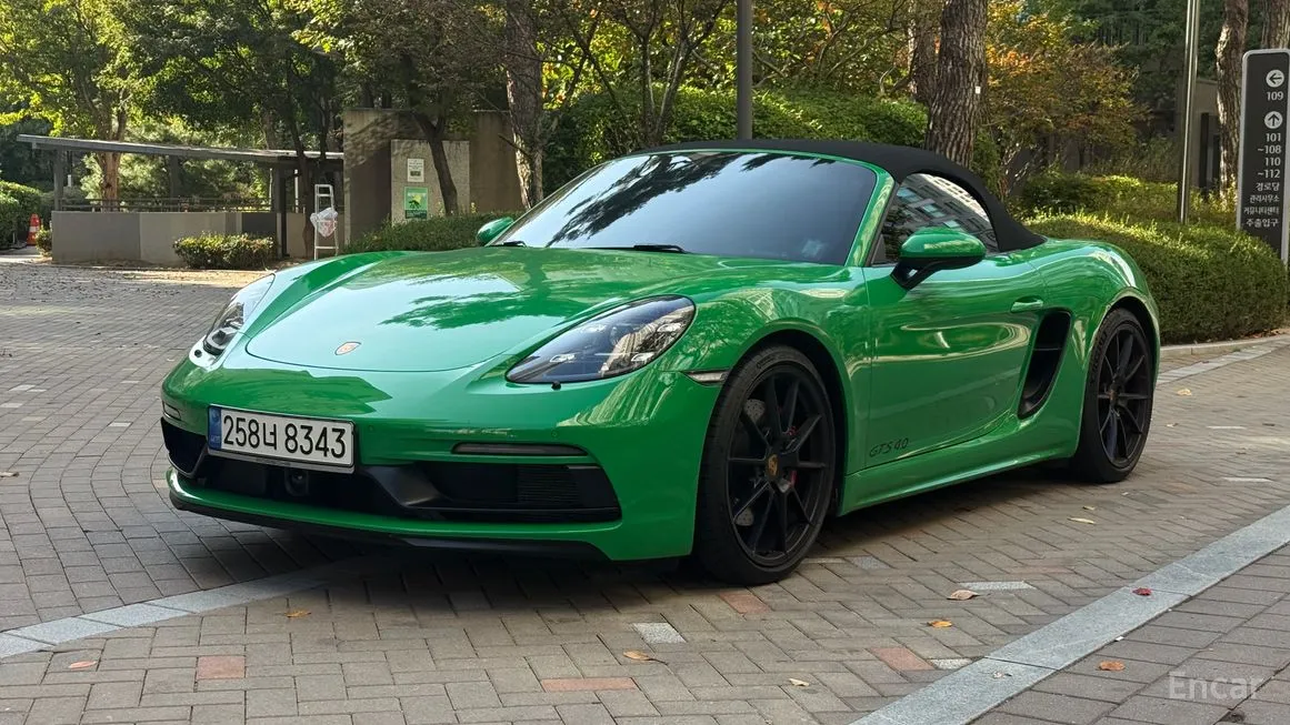 Porsche 718