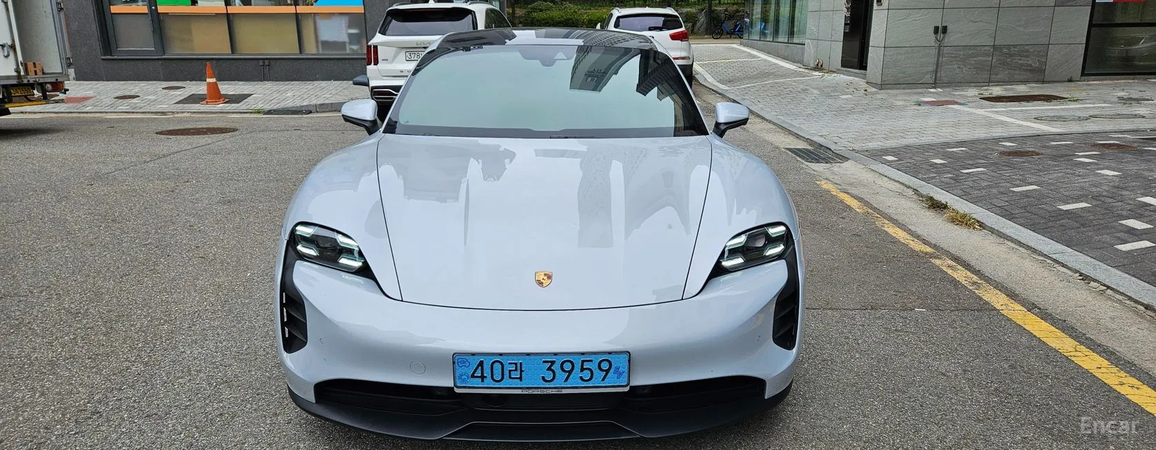Porsche Taycan