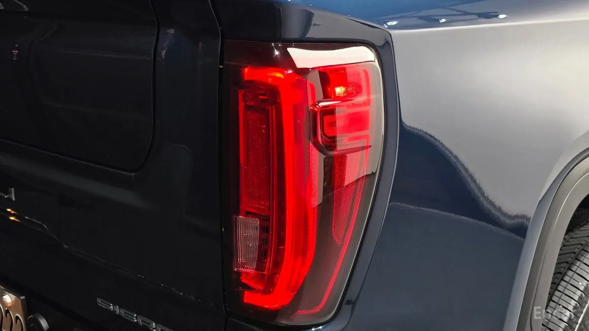 GMC Sierra