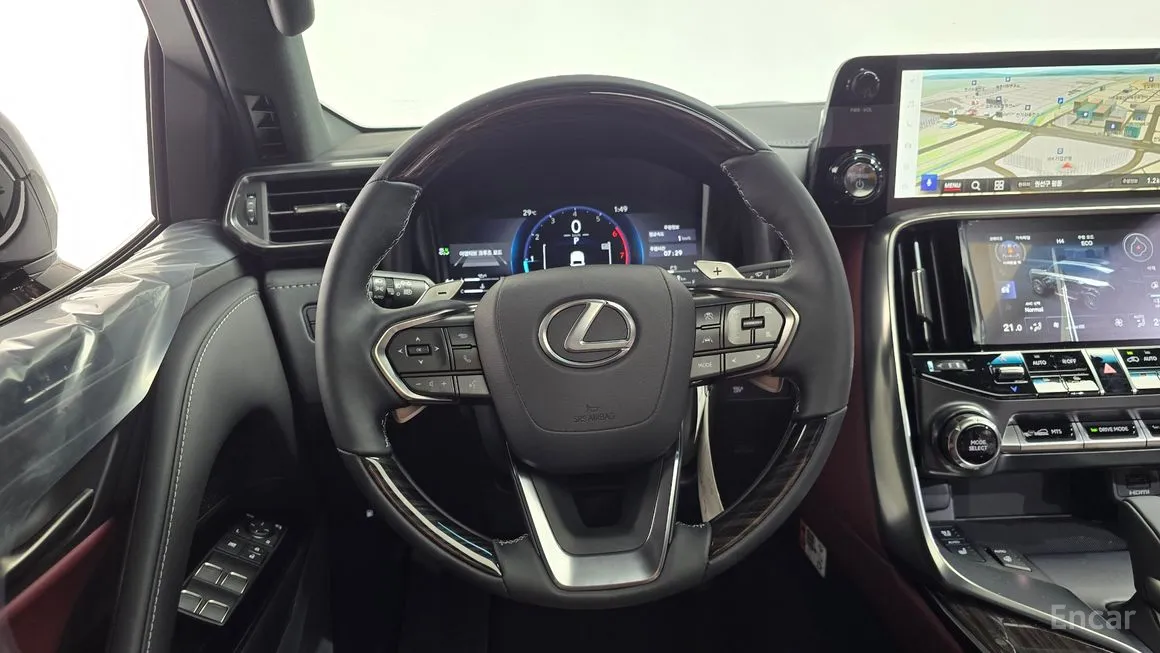 Lexus LX