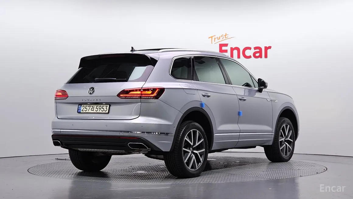 Volkswagen Touareg