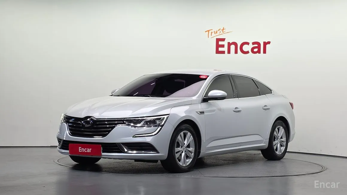 Renault SM6