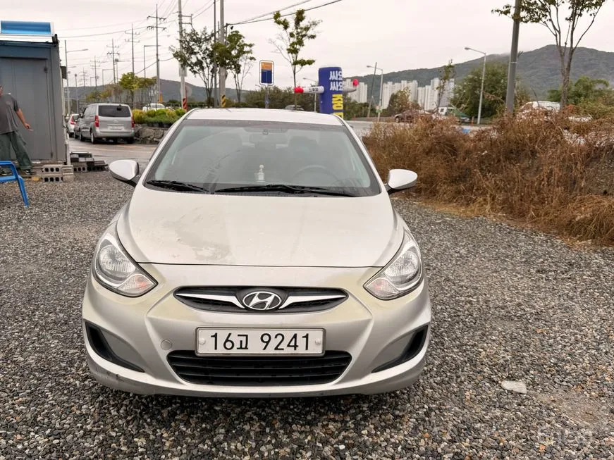 Hyundai Accent