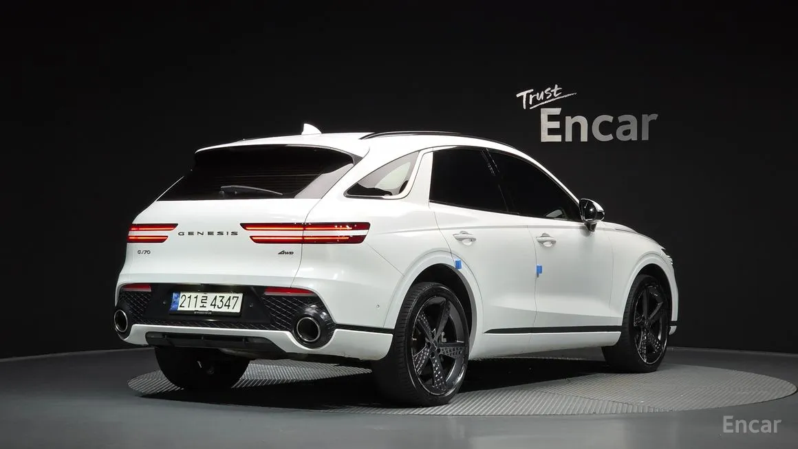 Genesis GV70