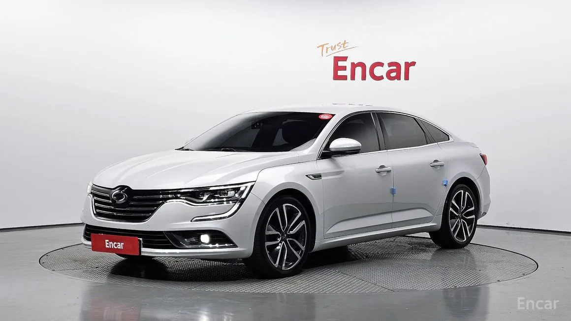 Renault SM6