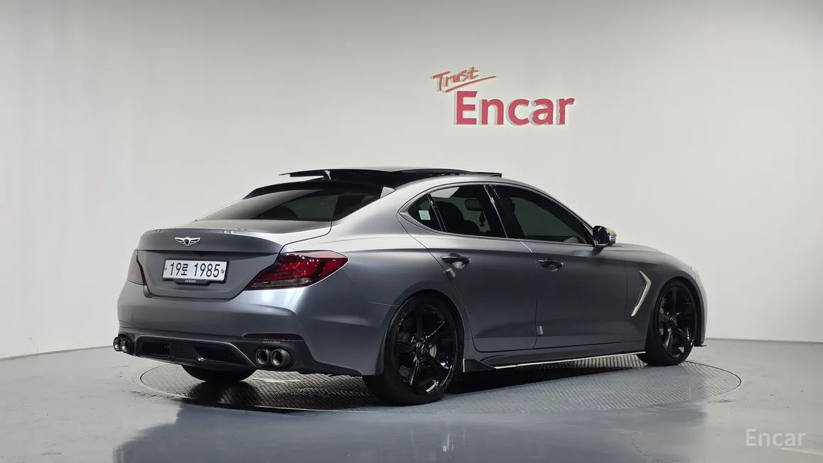 Genesis G70