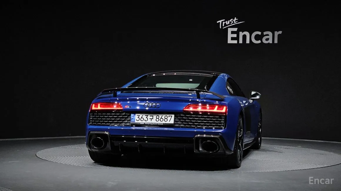 Audi R8