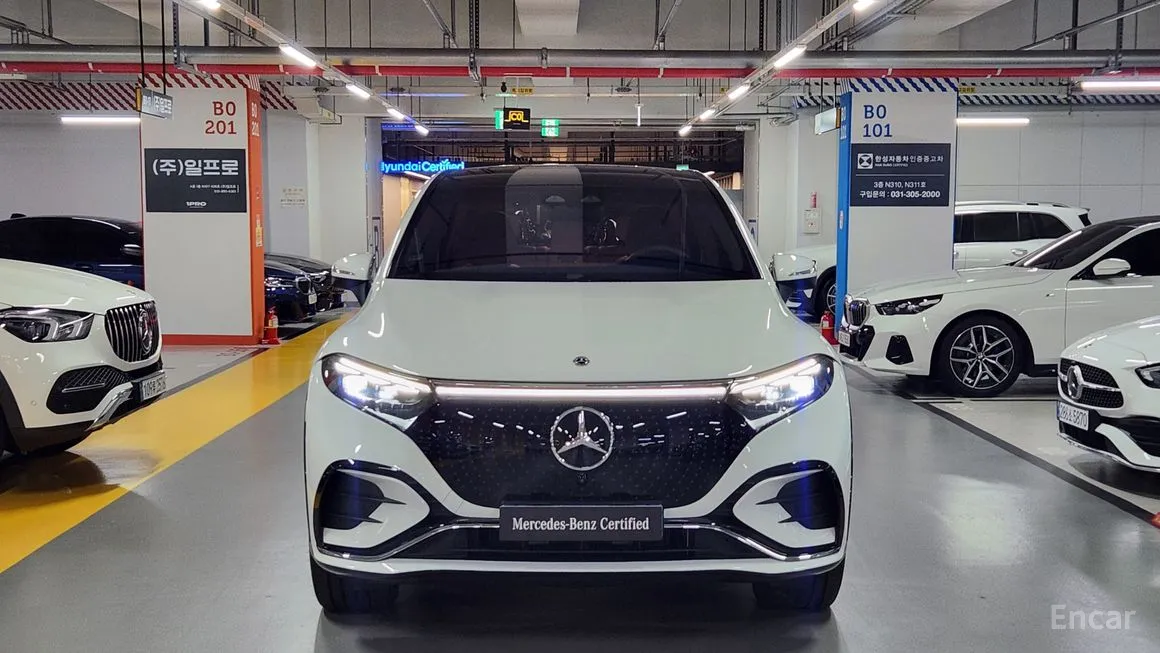 Mercedes-Benz EQS