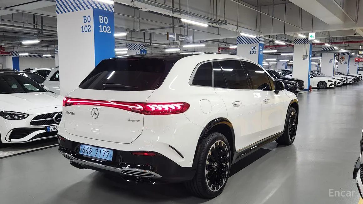 Mercedes-Benz EQS