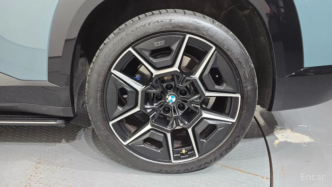 BMW XM