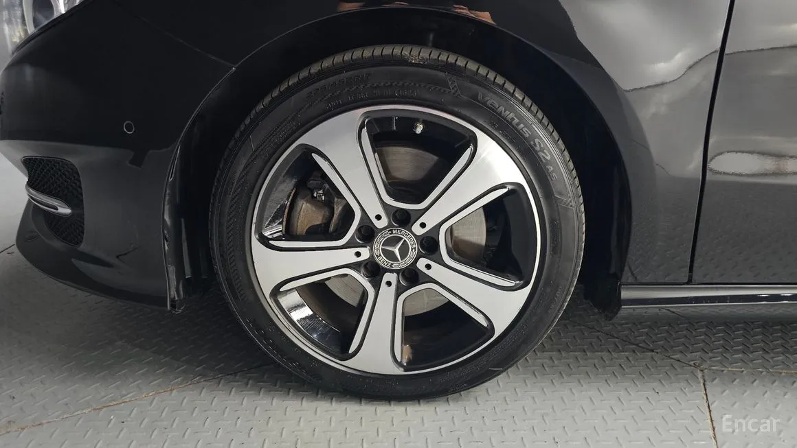 Mercedes-Benz B-Class