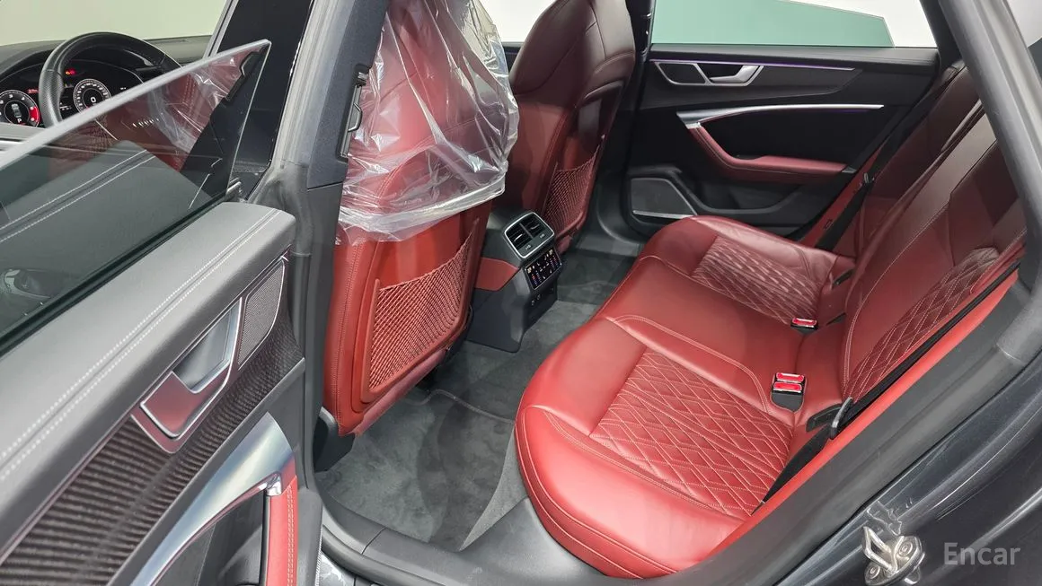 Audi S7