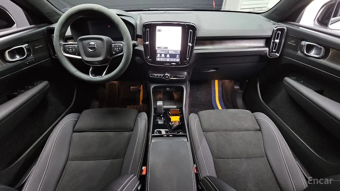 Volvo C40