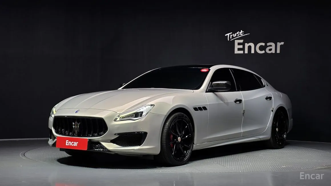 Maserati Quattroporte