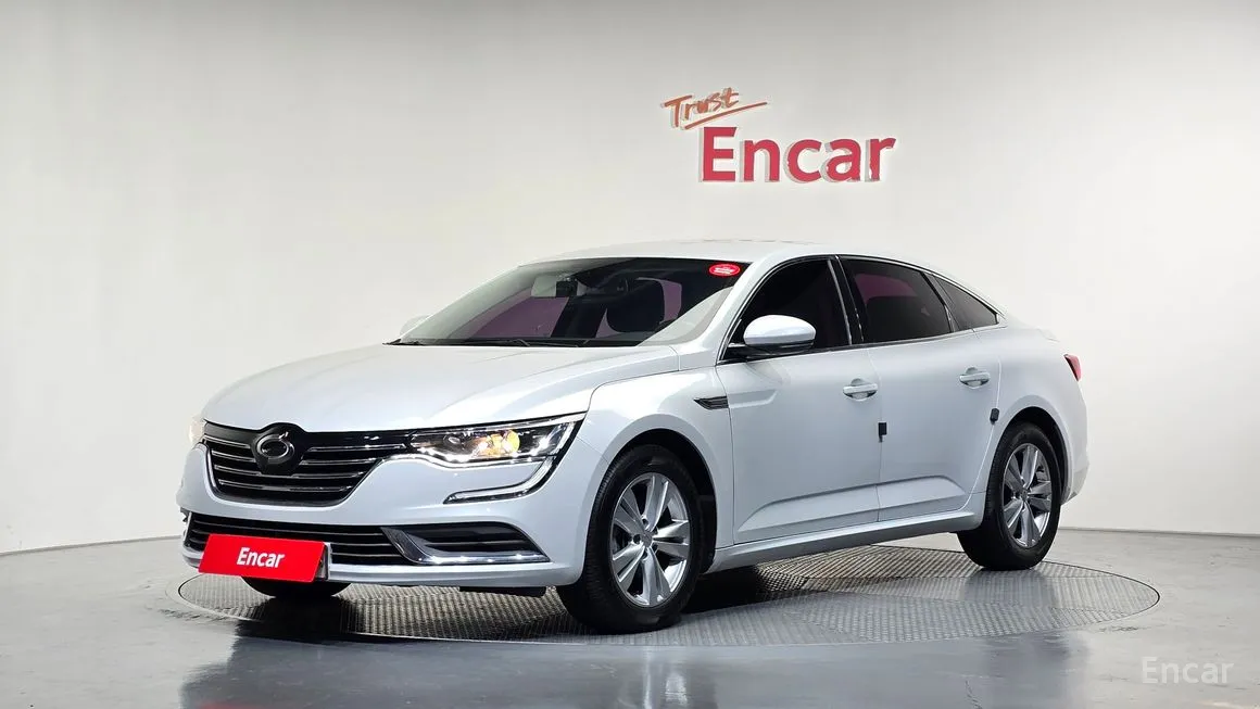 Renault SM6