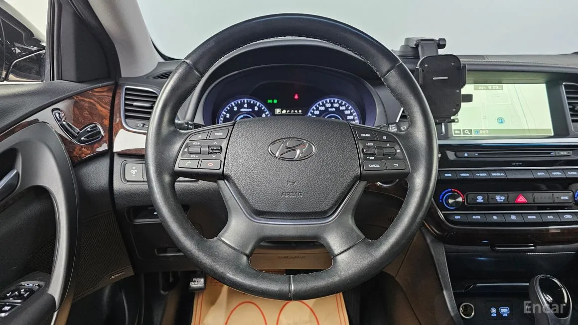Hyundai Aslan