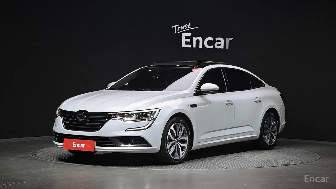 Renault SM6