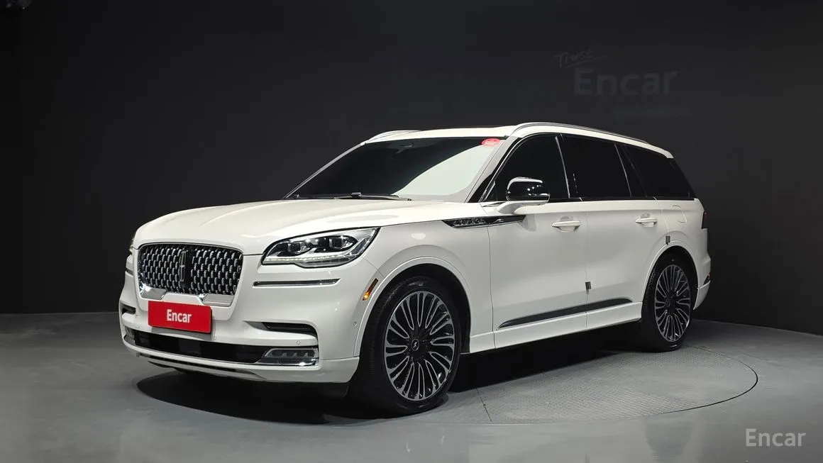 Lincoln Aviator