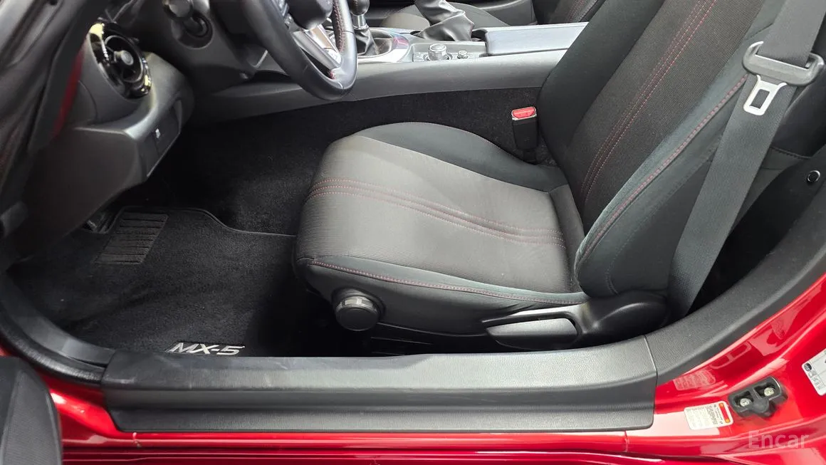 Mazda MX-5 Miata
