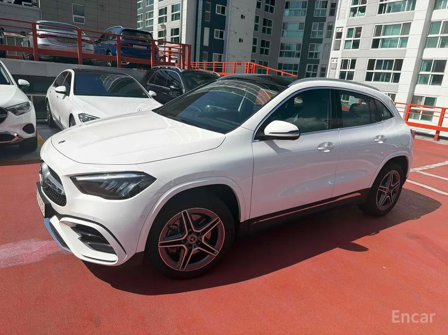 Mercedes-Benz GLA-Class