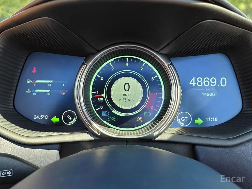 Astonmartin DB11