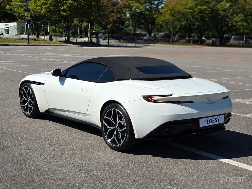 Astonmartin DB11