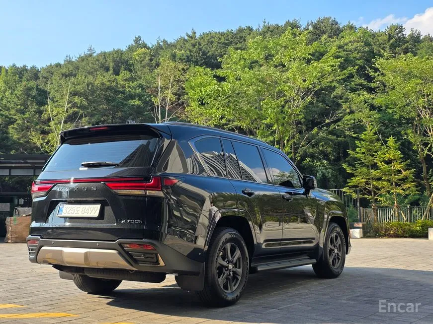 Lexus LX