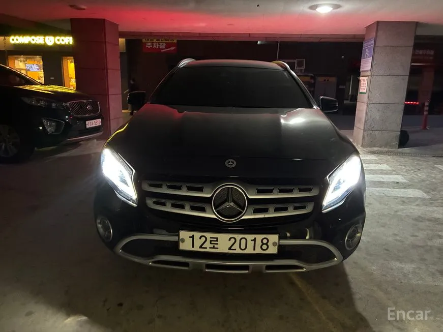 Mercedes-Benz GLA-Class